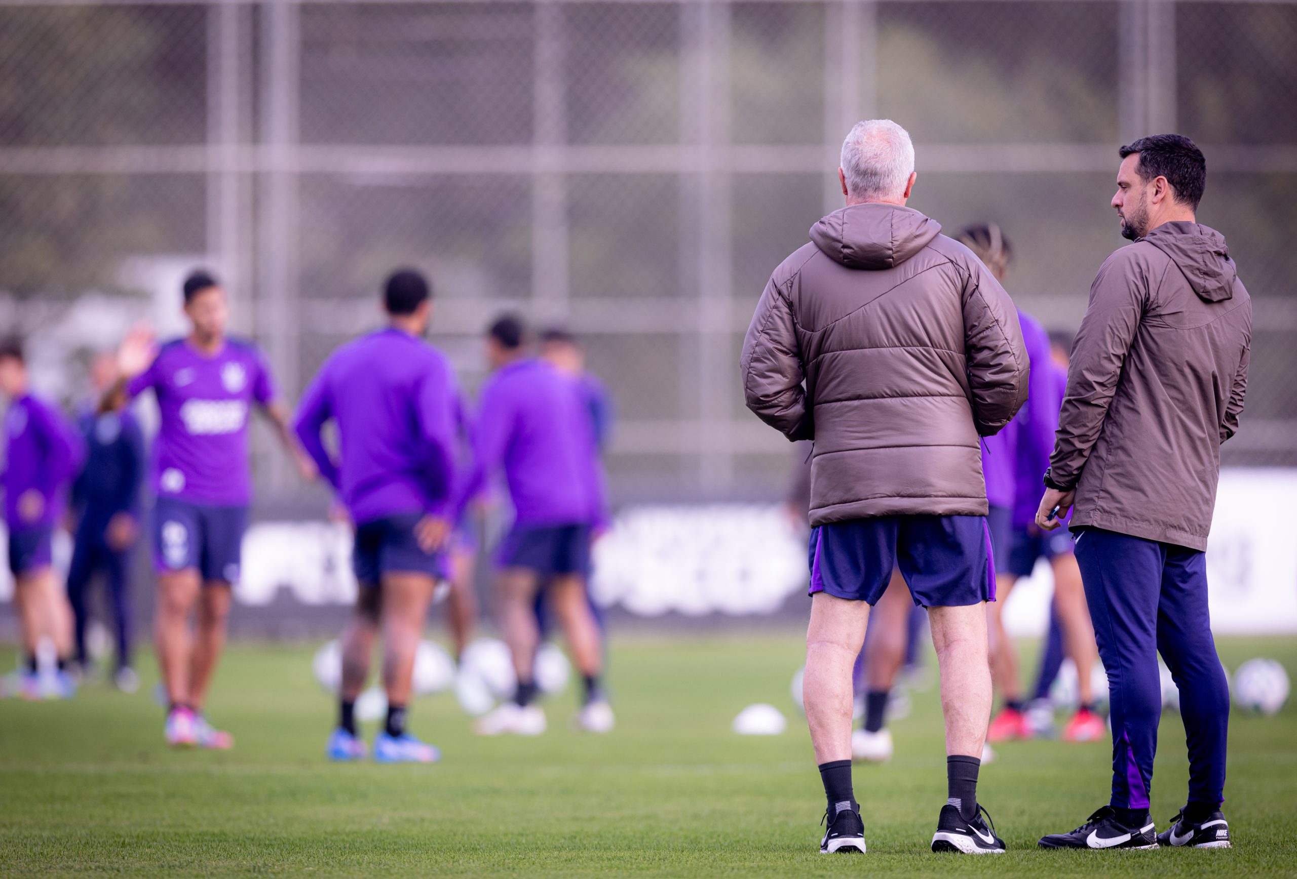 Elenco do Corinthians se reapresenta após Majestoso e inicia preparação para enfrentar o Cruzeiro