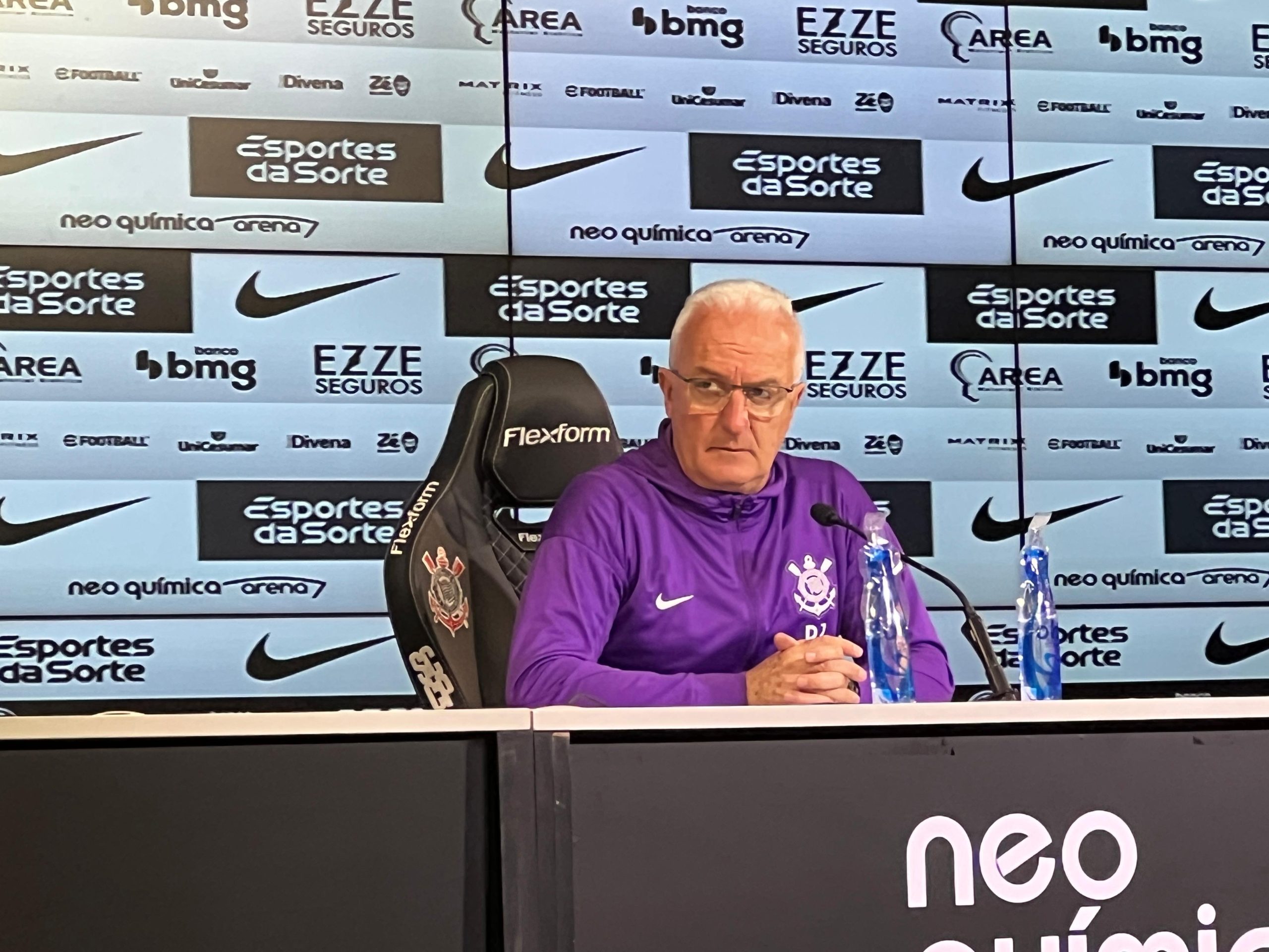 Técnico do Corinthians explica controle de carga para justificar mudanças na escalação para enfrentar o Cruzeiro