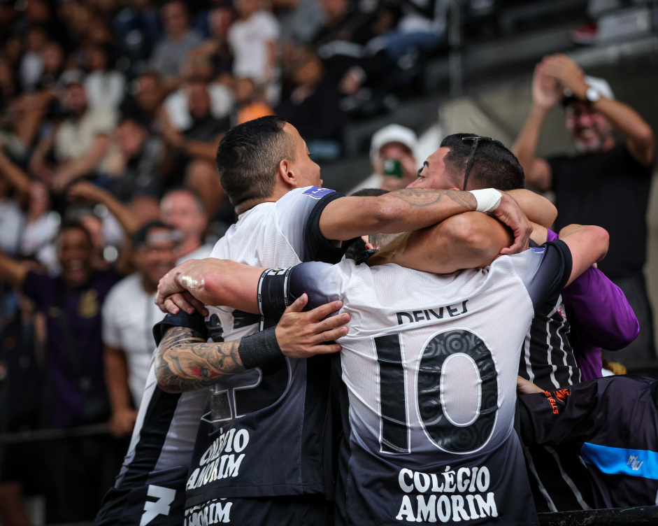 Goleada no Paulista de Futsal movimenta ranking de artilharia do Corinthians em 2025
