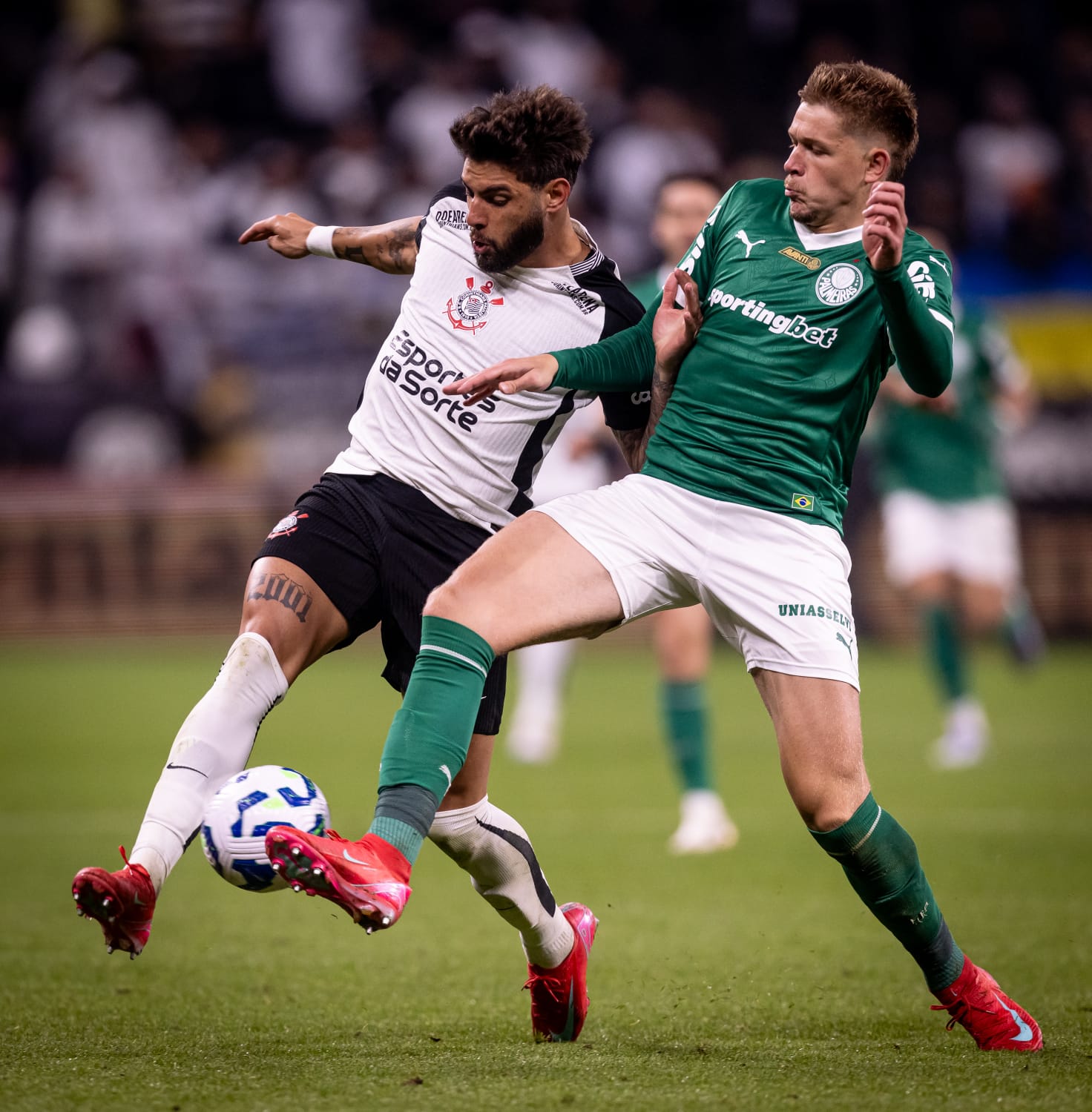 Corinthians busca diminuir vantagem do Palmeiras nos duelos de mata-mata entre as equipes