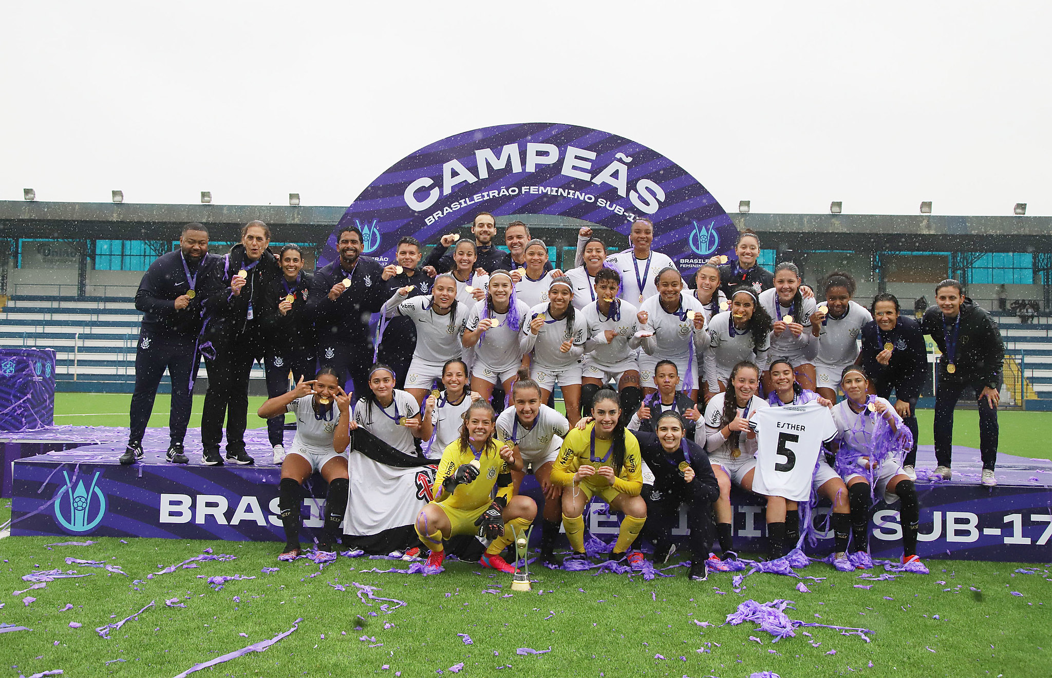 Corinthians vence Grêmio e conquista Brasileiro Sub-17, maior título da história na base feminina - Central do Timão