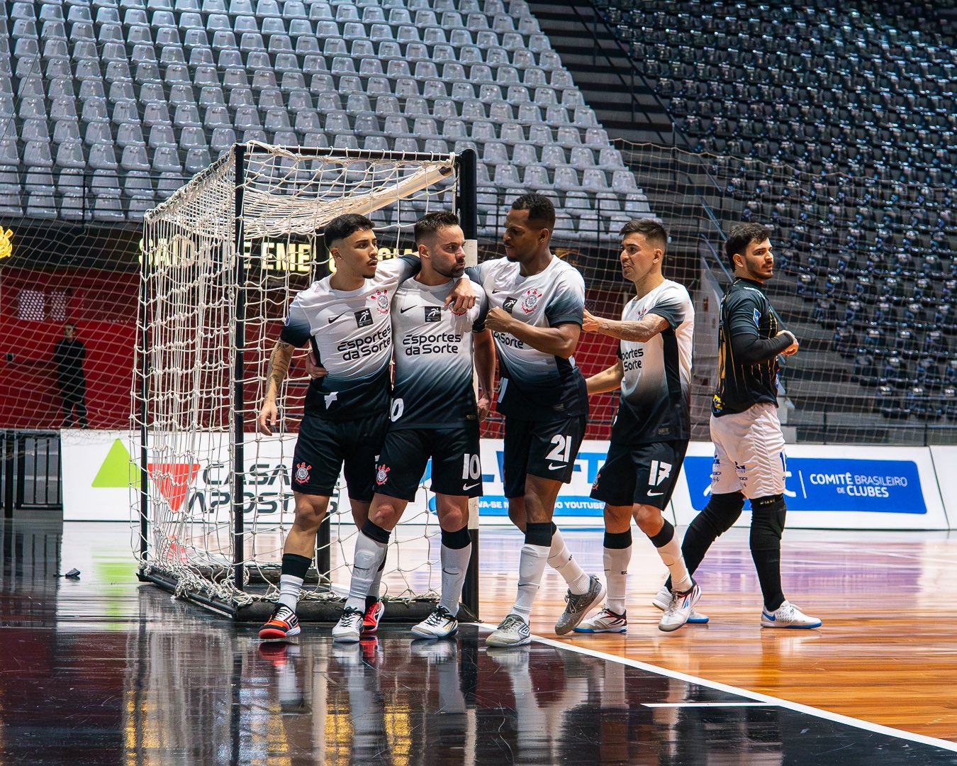 Derrota em clássico encerra sequências positivas do Corinthians Futsal na temporada - Central do Timão