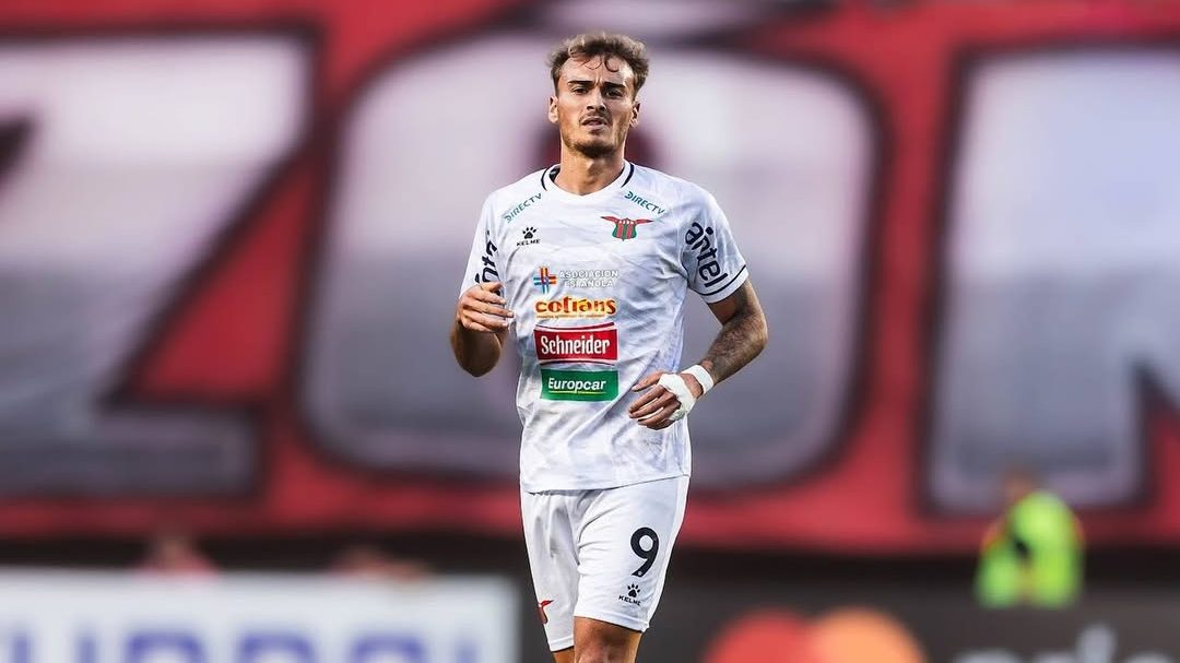 Corinthians demonstra interesse em atacante do futebol uruguaio enquanto tenta encerrar transfer ban