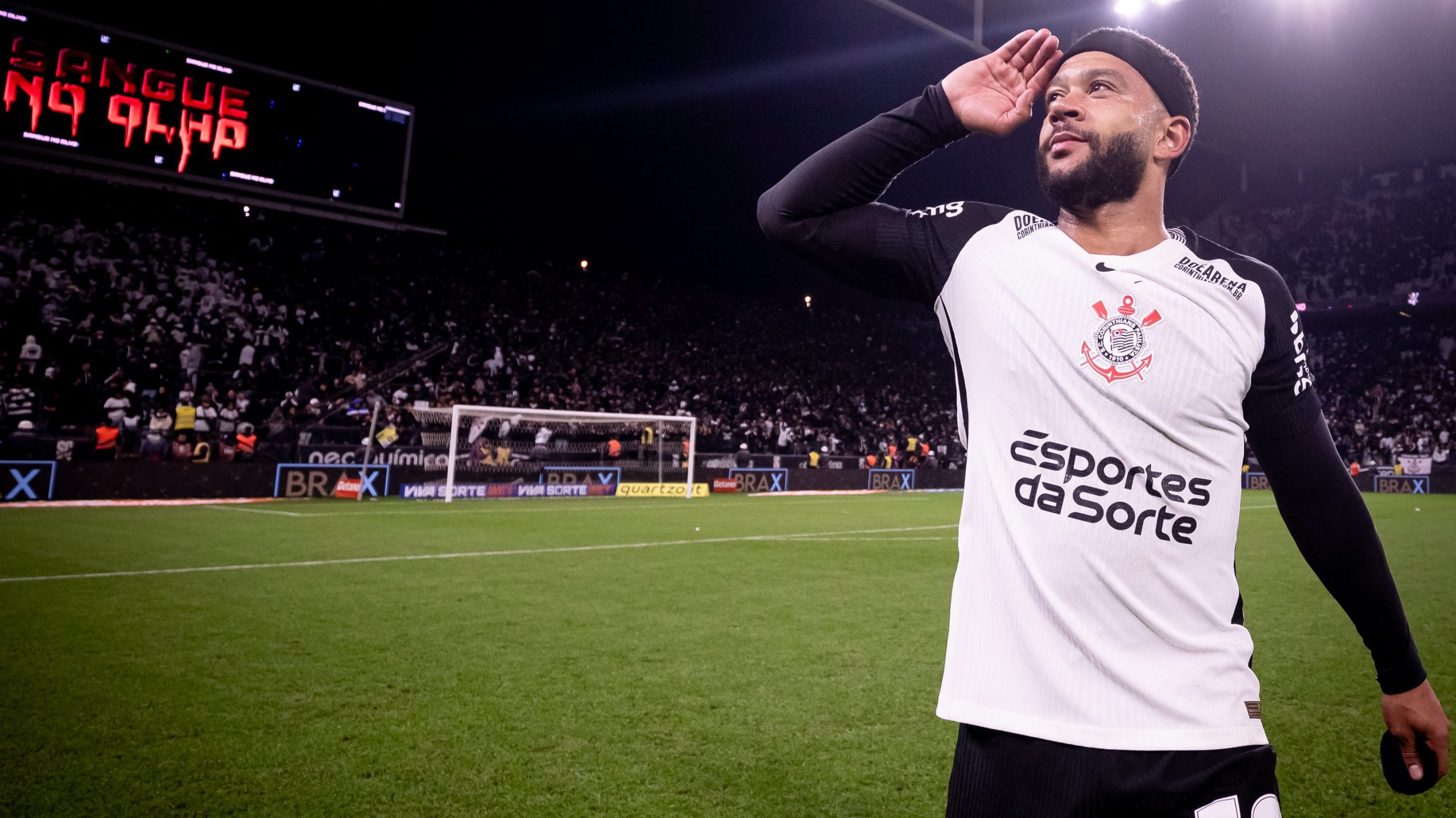 Memphis se isola no topo do ranking de participações em gols do Corinthians na temporada