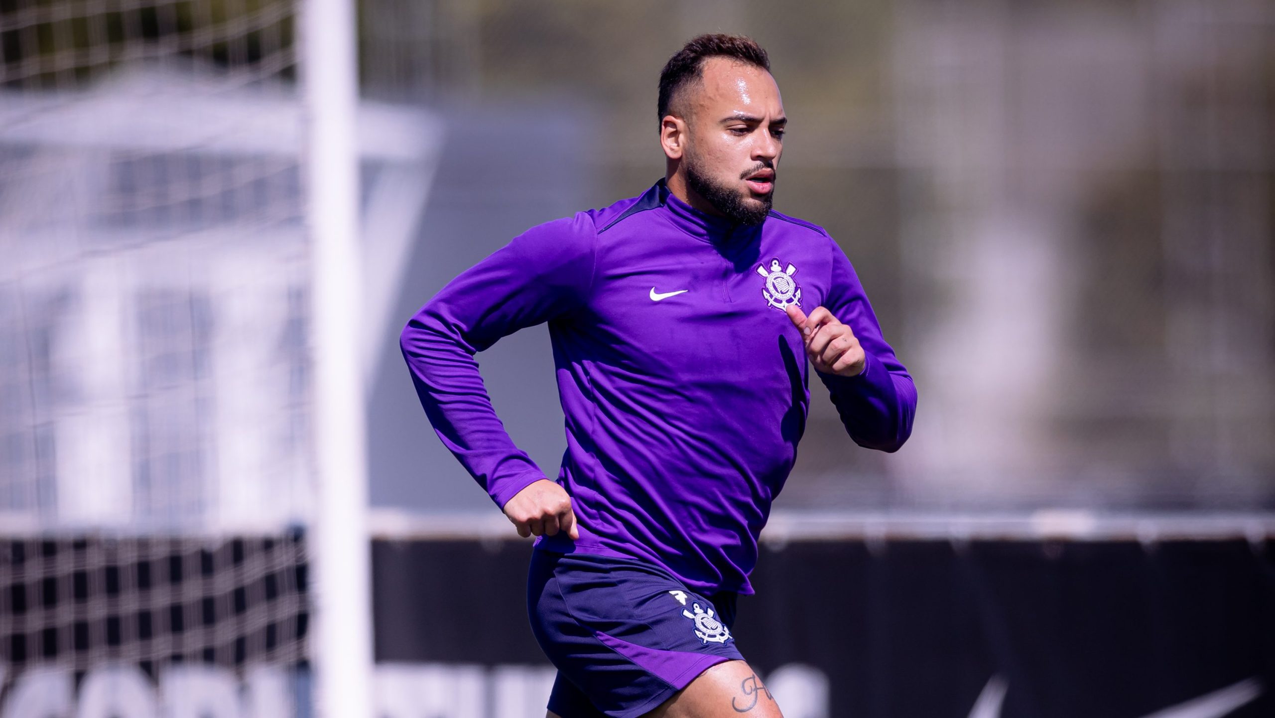 Com Maycon em início de transição após lesão, Corinthians segue preparação para jogo do Brasileirão