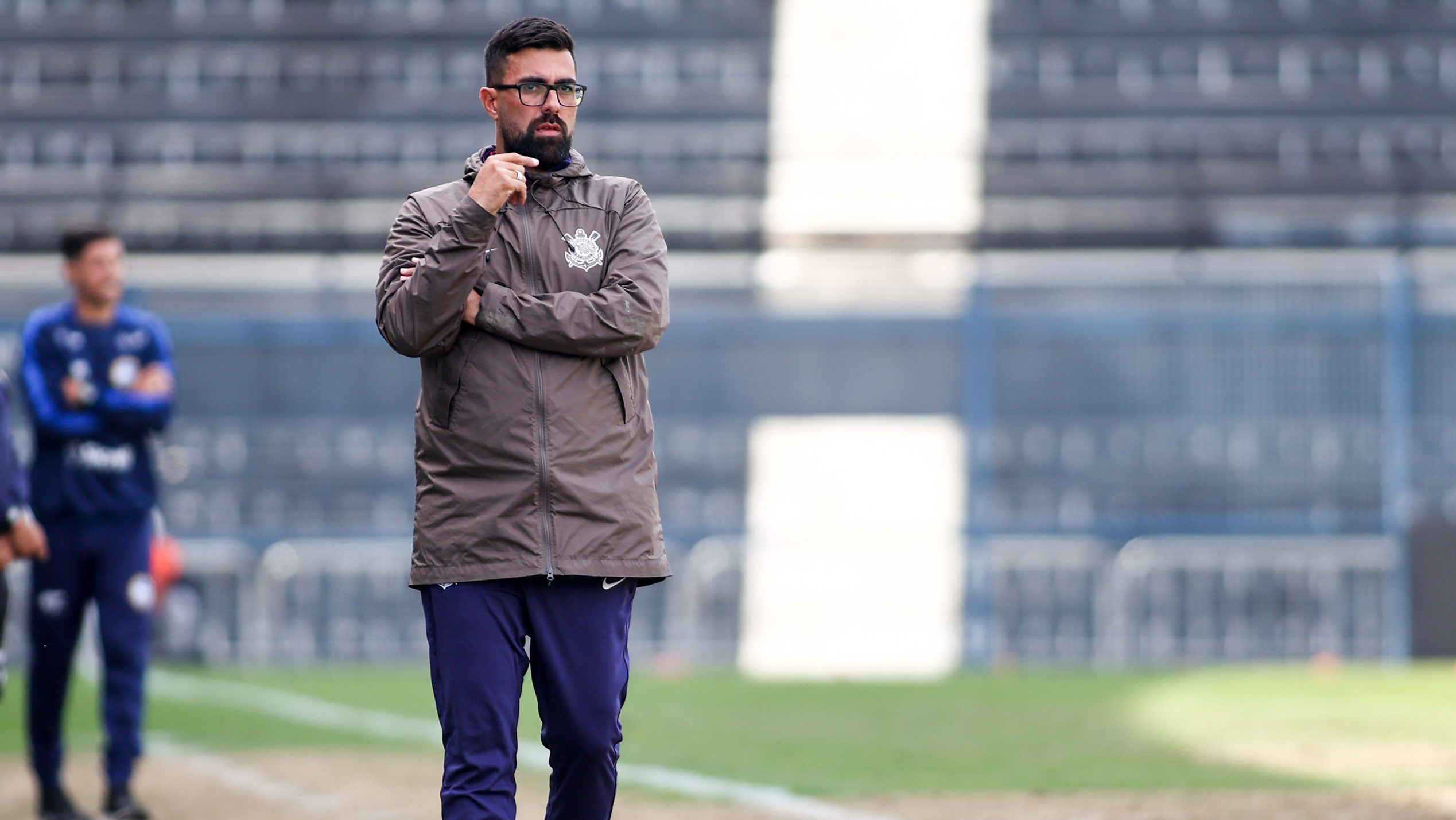 Técnico do Corinthians Sub-17 avalia reta final do Brasileirão e detalha preparação para torneio internacional