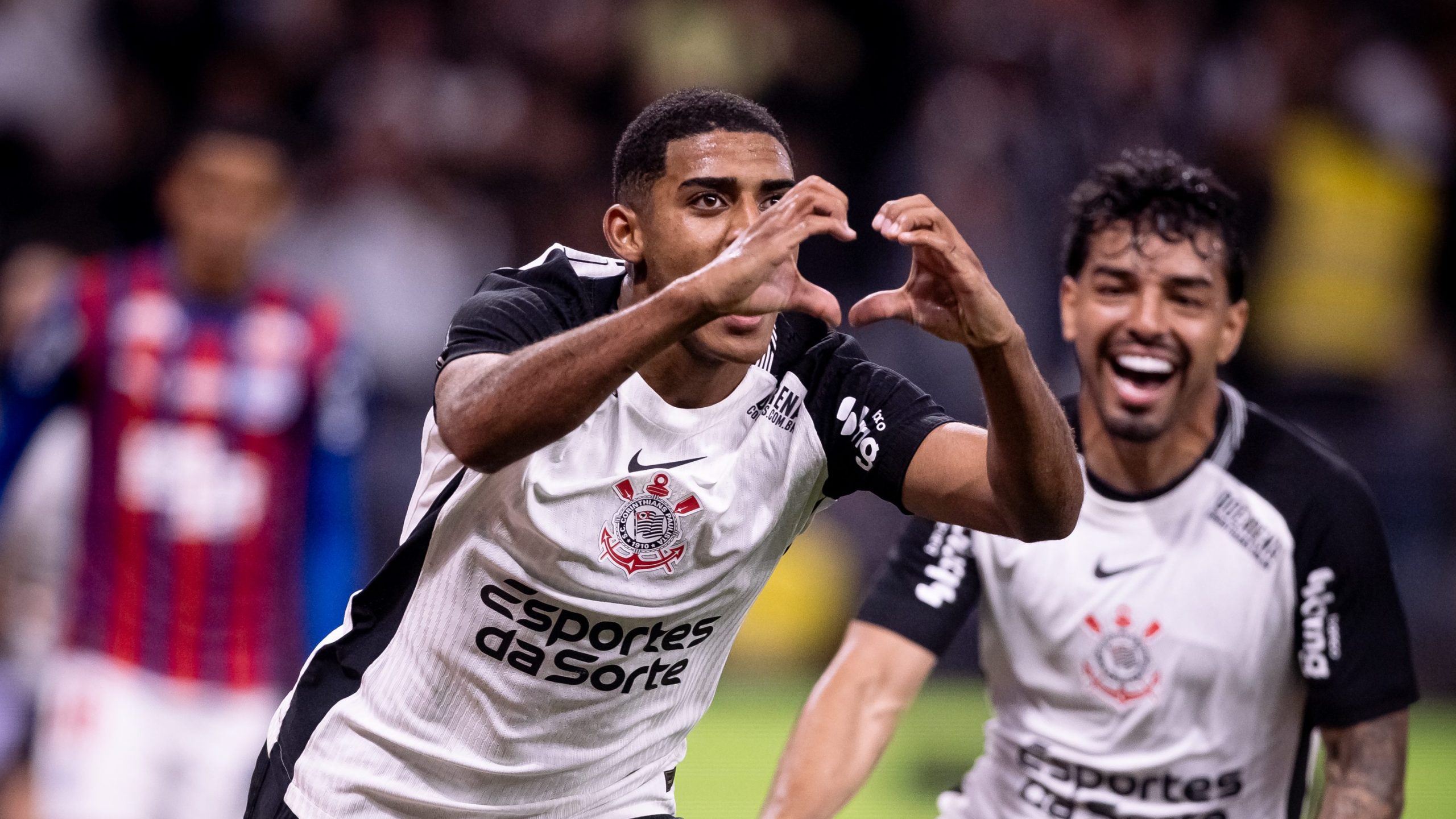 Gui Negão supera média da base na década ao marcar gol de estreia no profissional do Corinthians