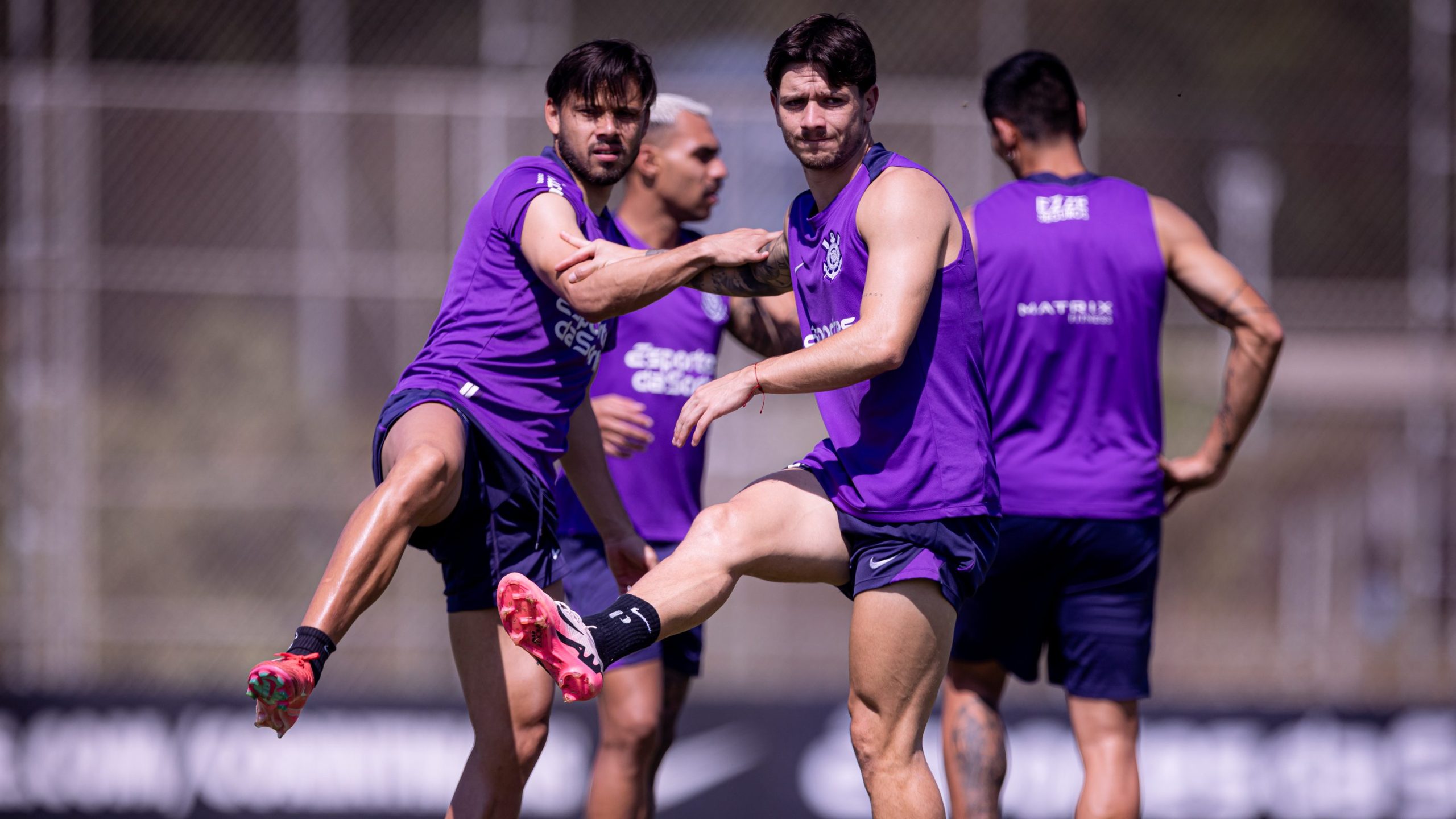 Corinthians realiza penúltimo treino de olho em confronto diante do Vasco pelo Brasileirão