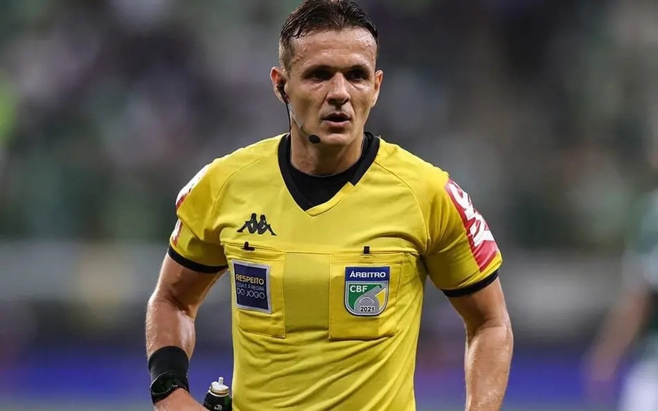 Corinthians conhece equipe de arbitragem para o Derby da Copa do Brasil e envia pedido de alteração do VAR