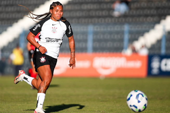 Marcando pela primeira vez no Corinthians, meio-campista fala sobre vitória e sequência intensa de jogos