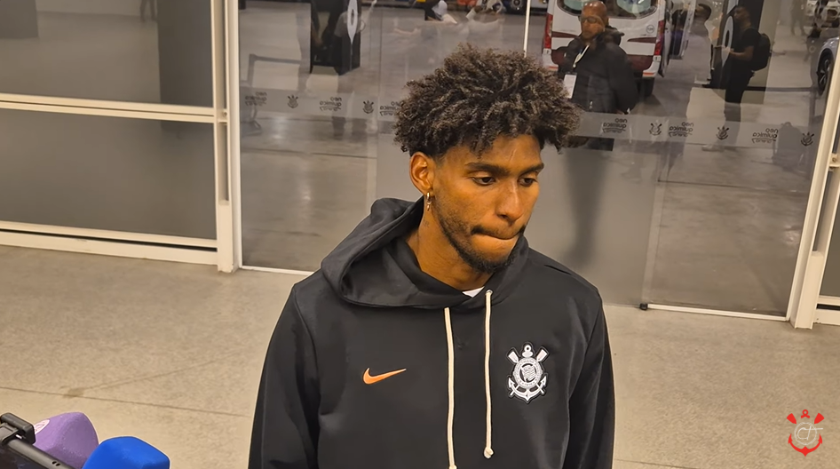 Goleiro do Corinthians valoriza atuação em empate diante do Fortaleza: 