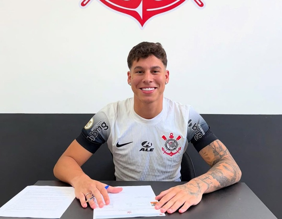 Corinthians registra saída de mais dois atletas das categorias de base e gestão interina se aproxima da marca de 40 dispensas