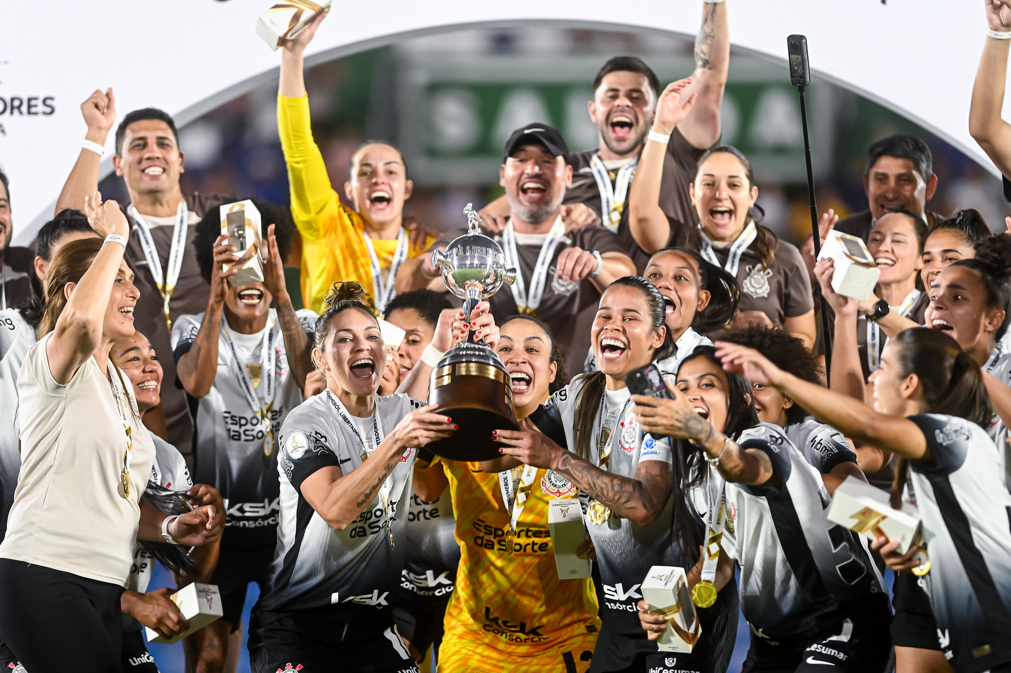 Corinthians tem semana com clássico interestadual no Brasileirão e estreia na Libertadores Feminina