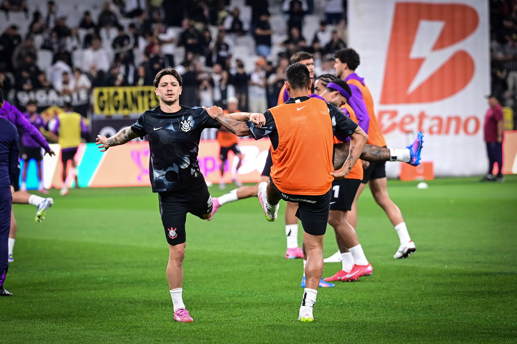 Garro ultrapassa marca de 100 dias no departamento médico do Corinthians nesta temporada