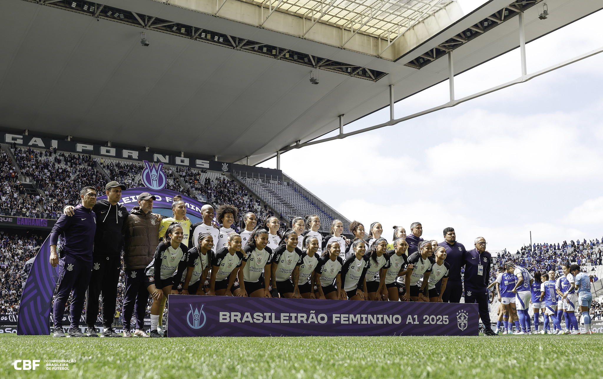 Jogadores do Corinthians e presidente do Brasil parabenizam Brabas pelo título do Brasileirão