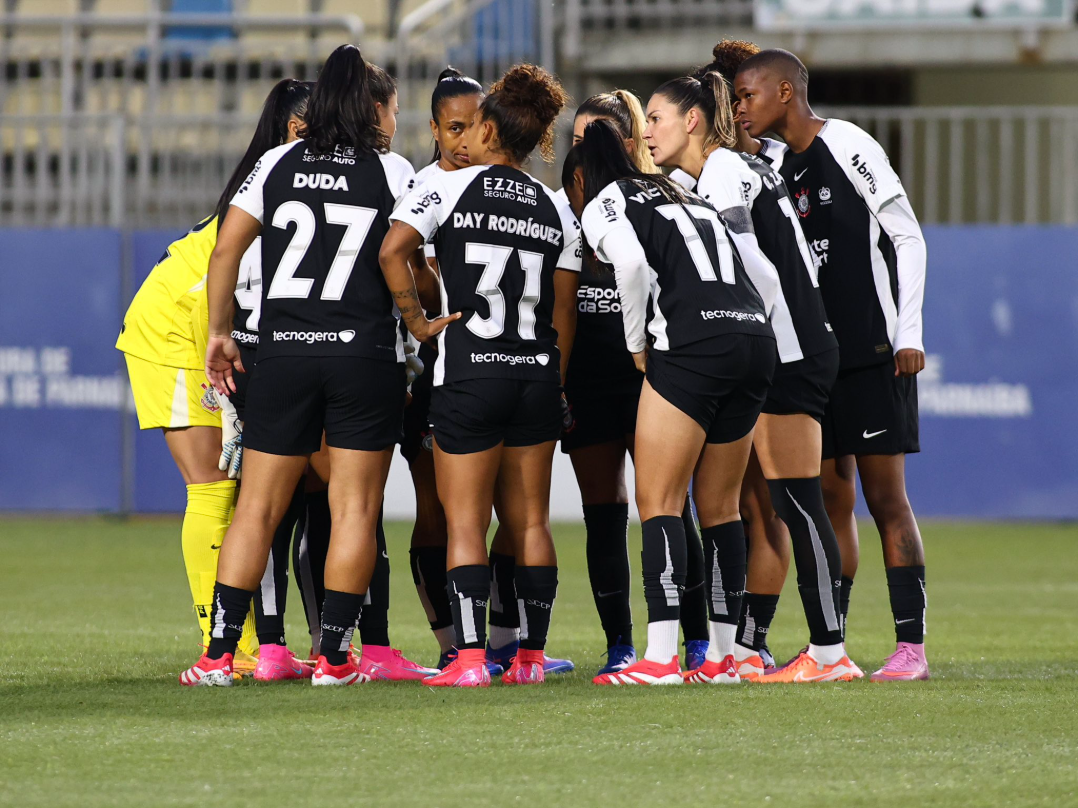 Corinthians tenta resolver impasse na lista de inscrições da Libertadores Feminina; confira nomes - Central do Timão