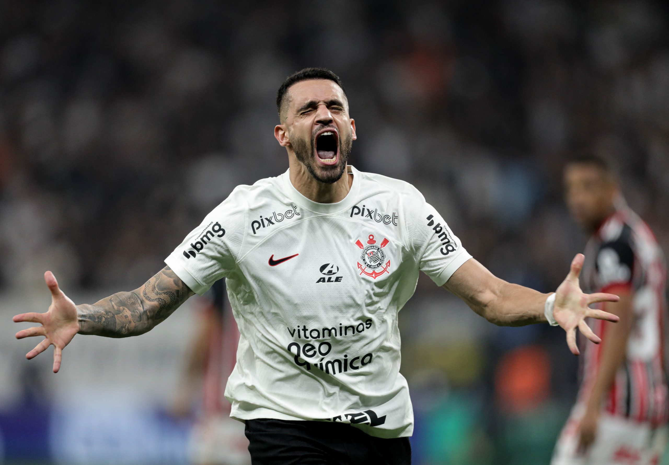 Ídolo do Corinthians, Renato Augusto anuncia aposentadoria como jogador de futebol
