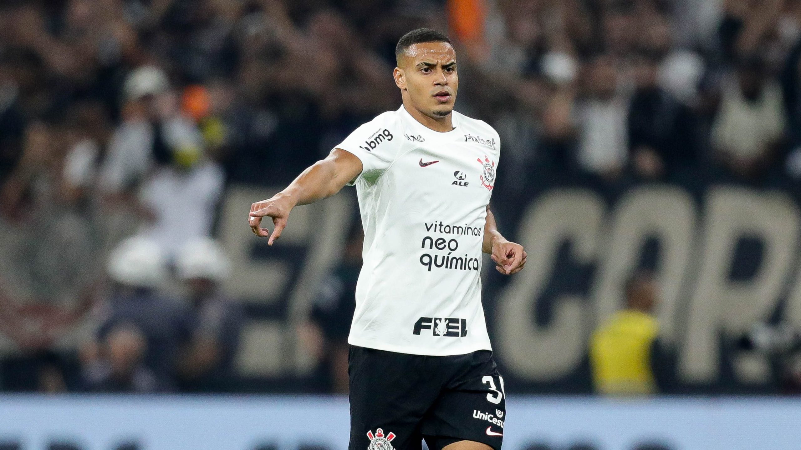 Corinthians encontra 'confusão' em contrato da venda de Murillo; Duilio se desculpa por 