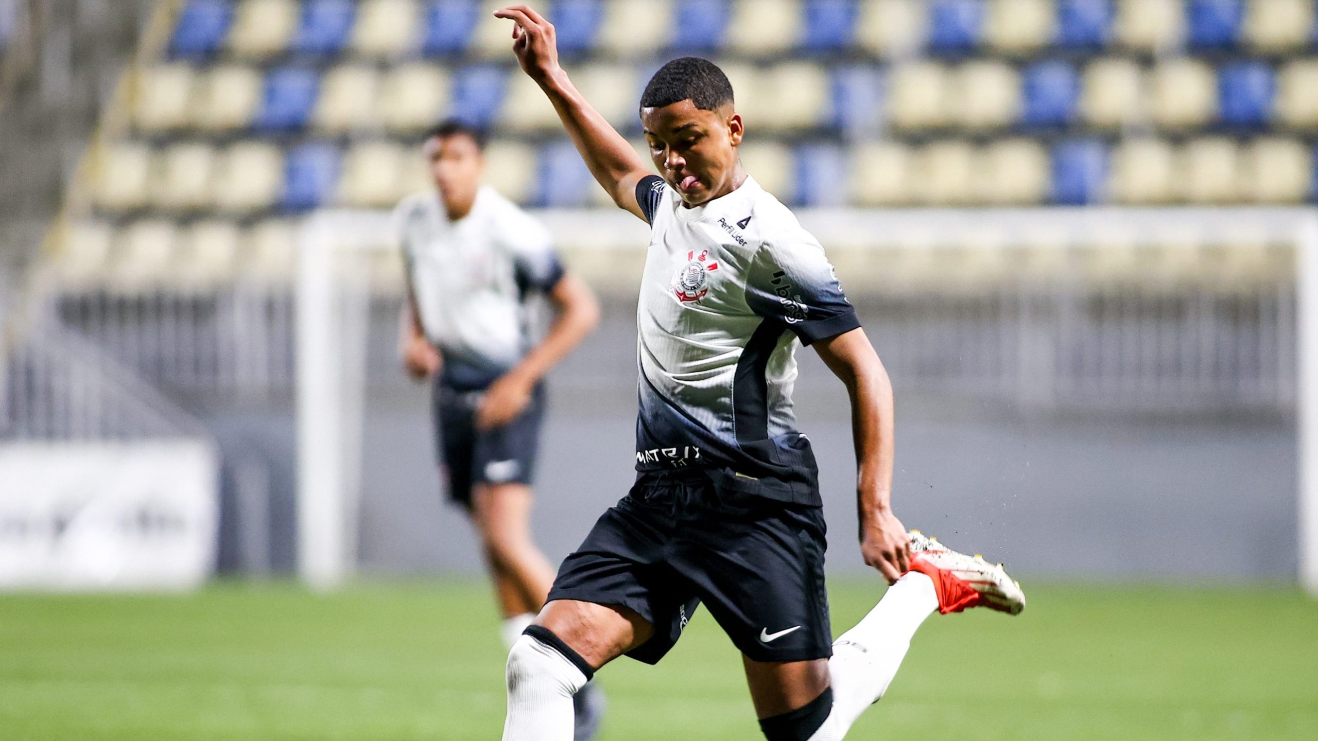 Sub-15 goleia, mas equipe sub-17 do Corinthians é derrotado pelo Campeonato Paulista