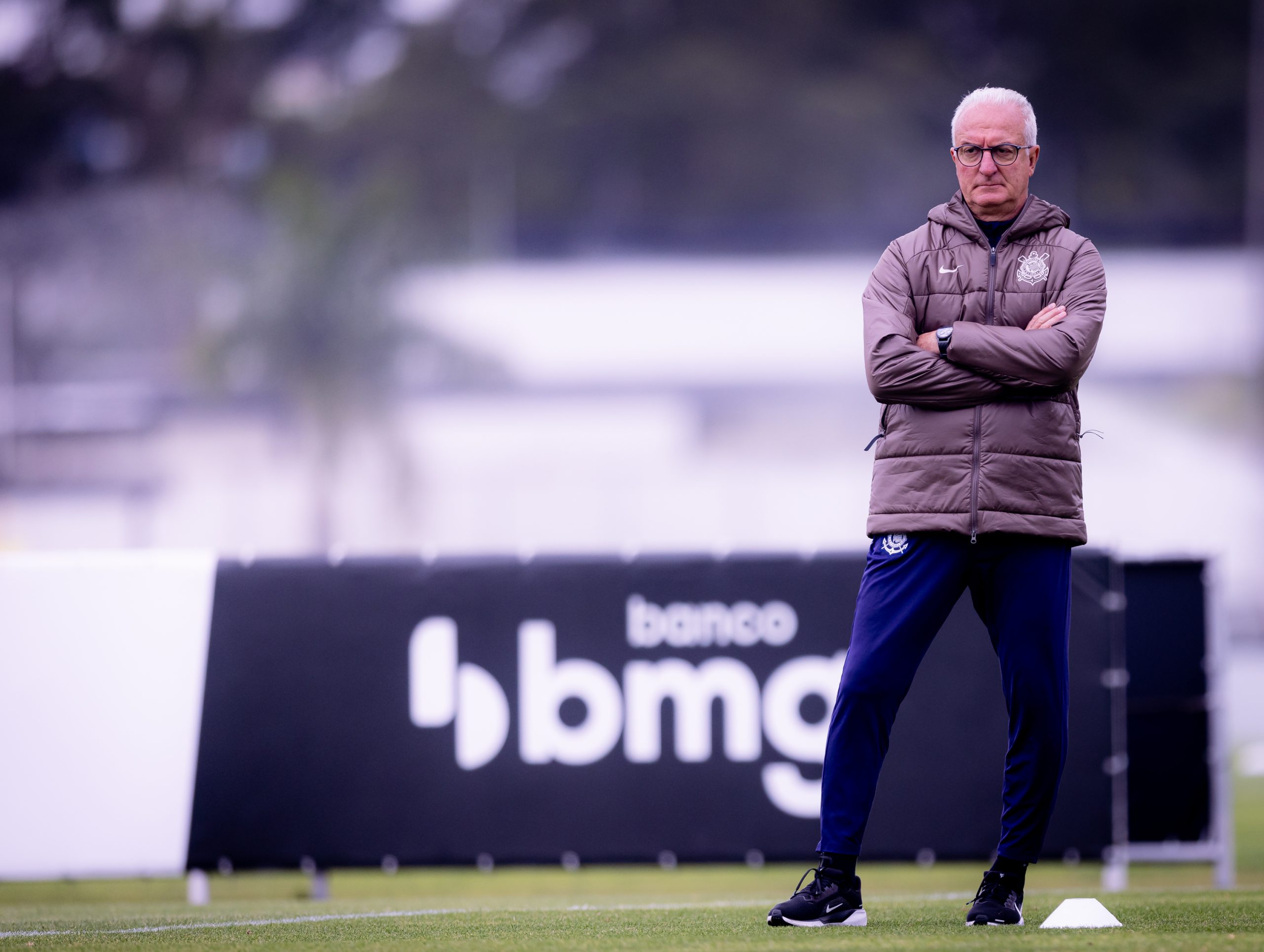 Corinthians realiza treino tático de olho em confronto diante do Flamengo pelo Brasileirão