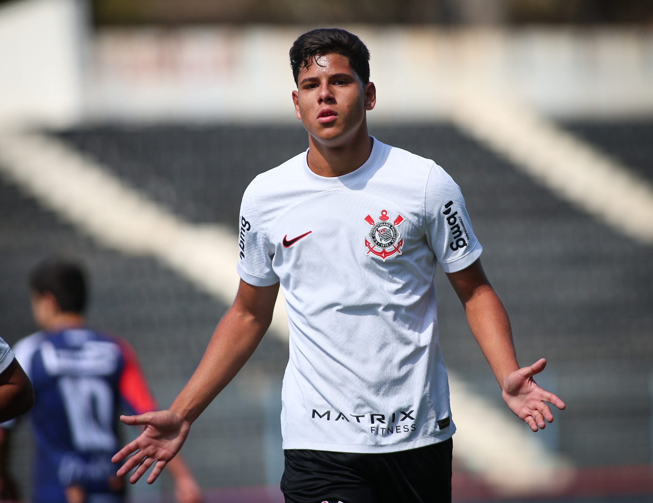 Sub-15 do Corinthians aplica goleada, mas sub-17 é derrotado no Campeonato Paulista