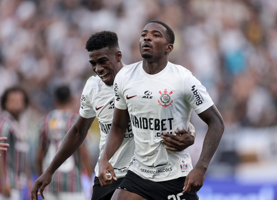 Dupla de zagueiros é preterida por Dorival Júnior em últimos jogos do Corinthians - Central do Timão