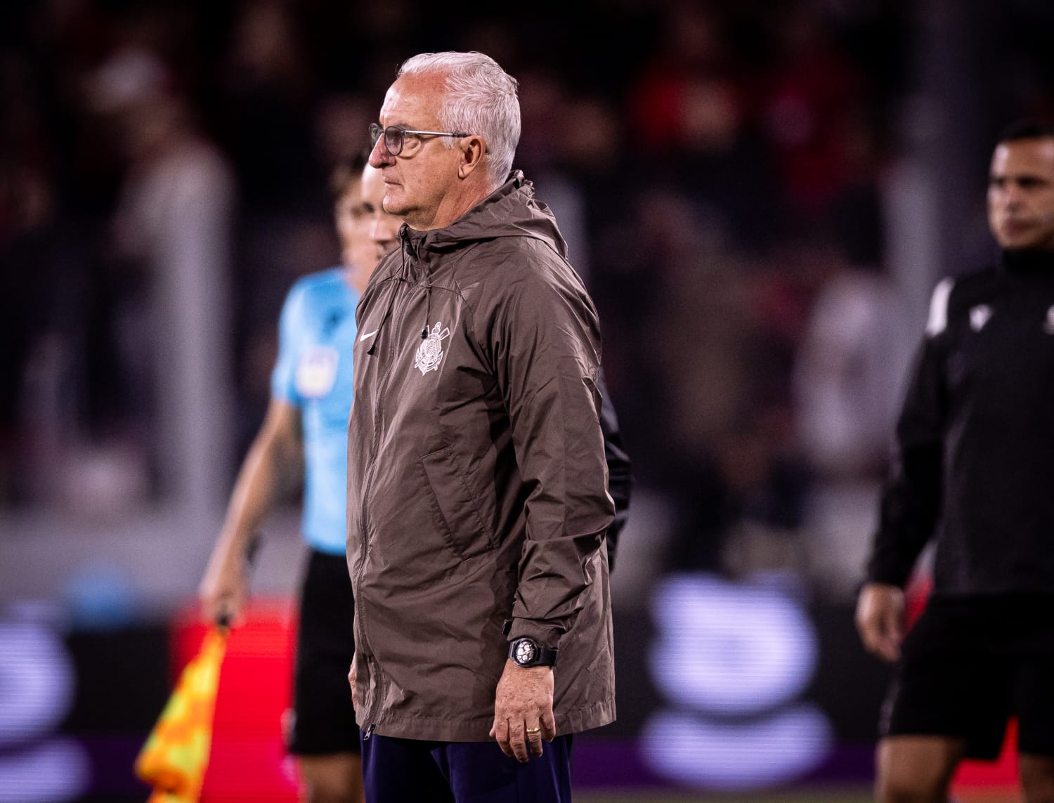 Treinador do Corinthians fala sobre partida contra o Fluminense no Brasileirão e situação da equipe na competição