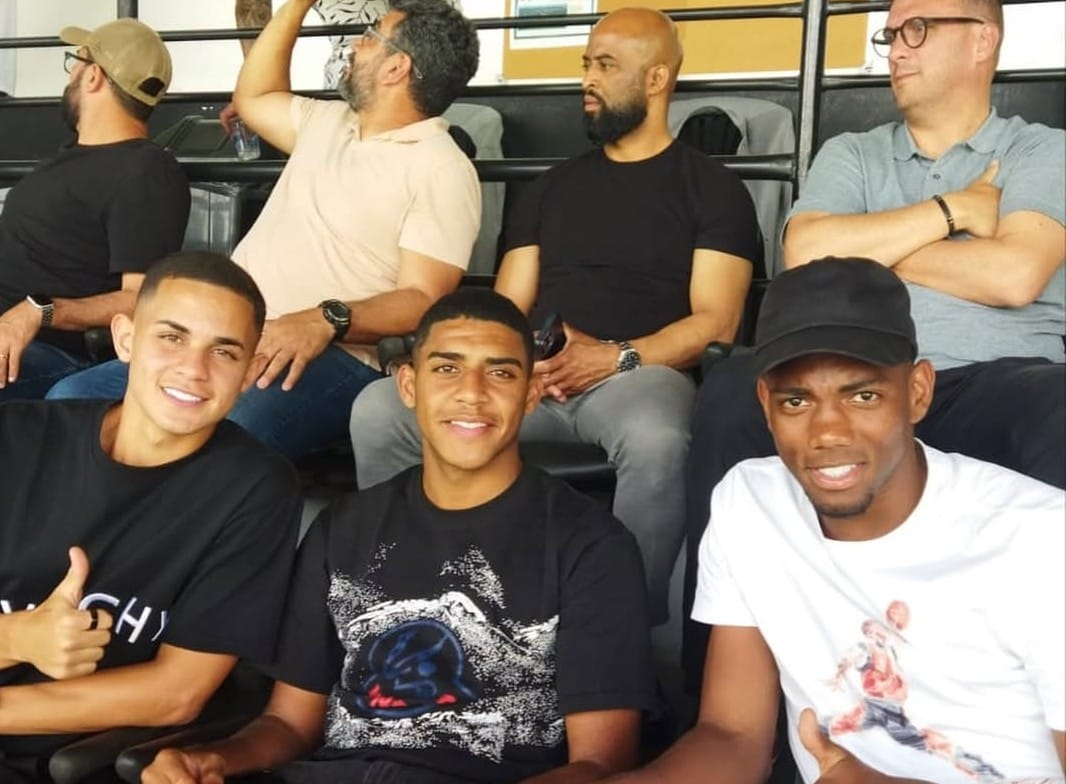 Dirigentes e Filhos do Terrão marcam presença em partida do Corinthians no Paulistão Sub-20