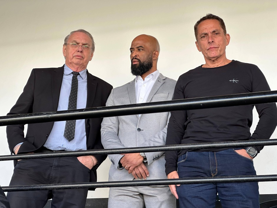 Corinthians registra sete saídas e se aproxima de 50 liberações nas categorias de base na gestão Osmar Stabile