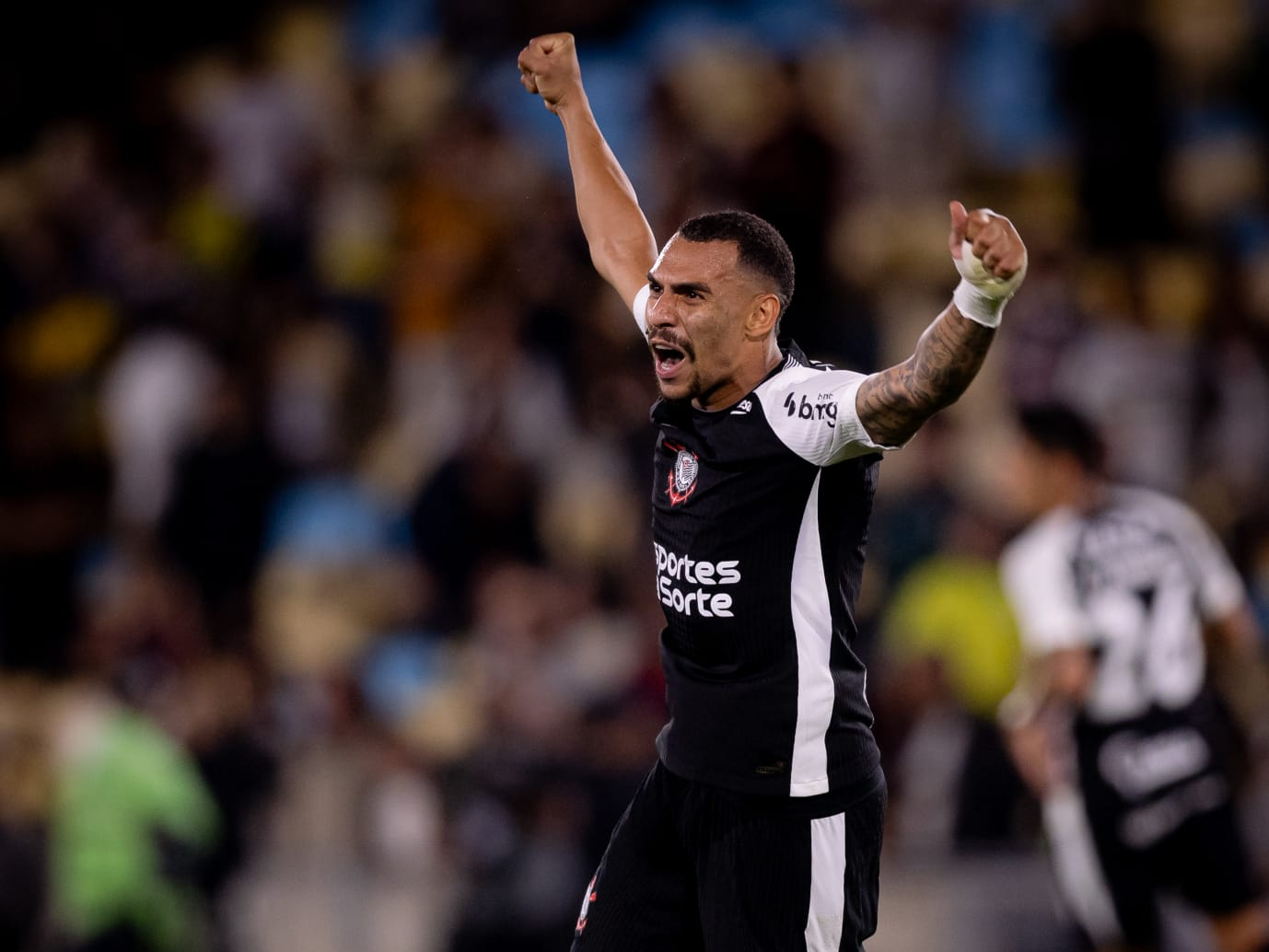 Internacional x Corinthians: onde assistir, desfalques, escalações, arbitragem