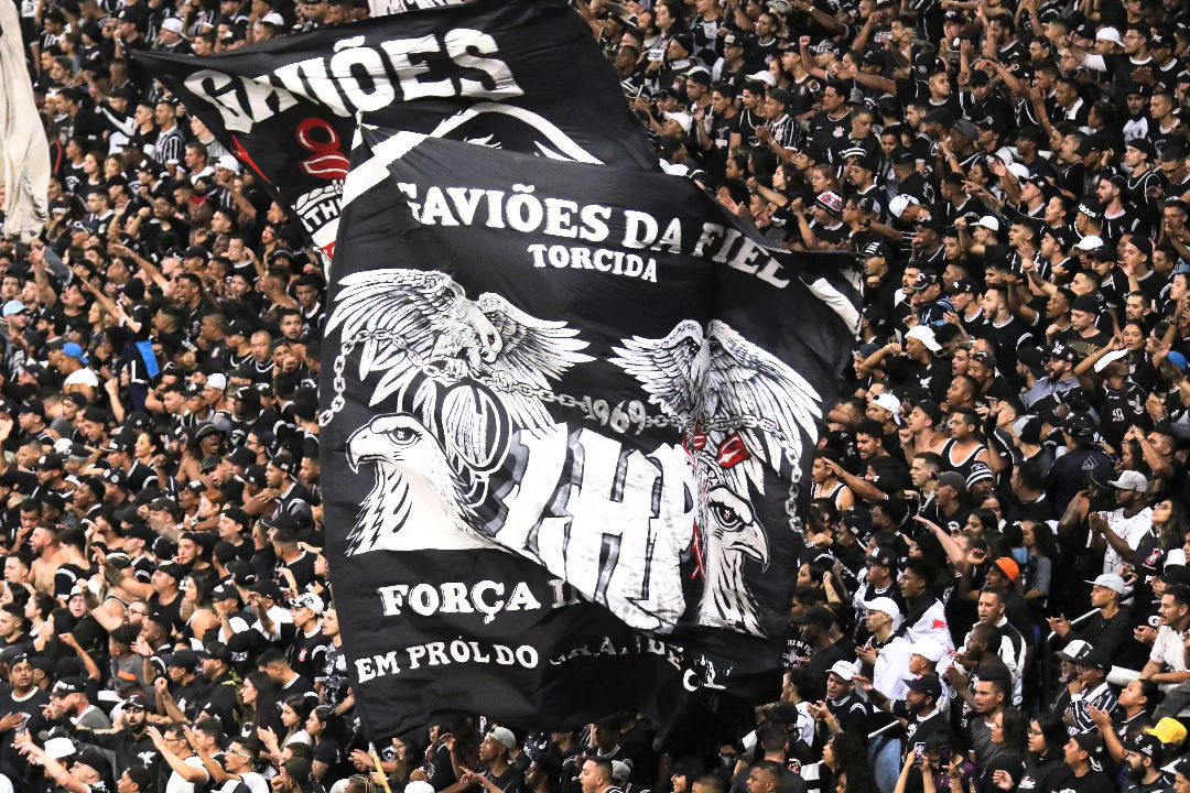 Coletivo Voz Corinthiana e Gaviões da Fiel fazem reunião sobre reforma do estatuto no Corinthians