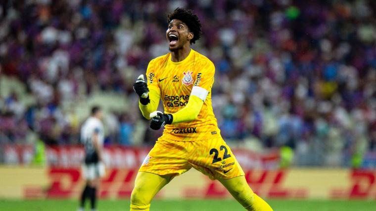 Hugo Souza exalta vínculo 