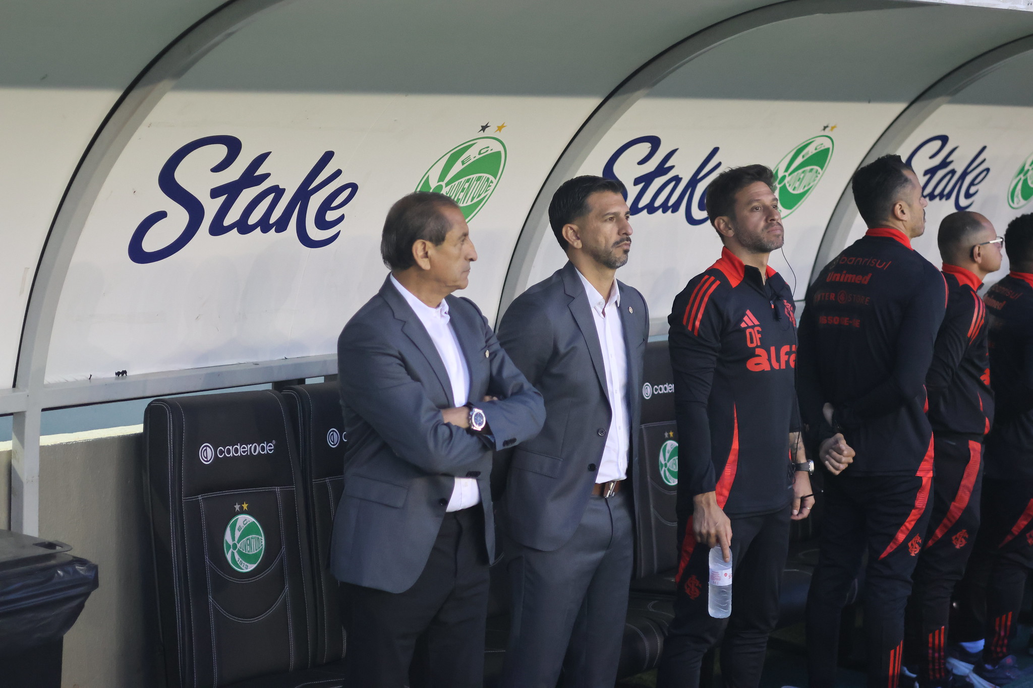 Como chega? Com ex-técnico do Corinthians, Internacional vem de empate contra time do Z4