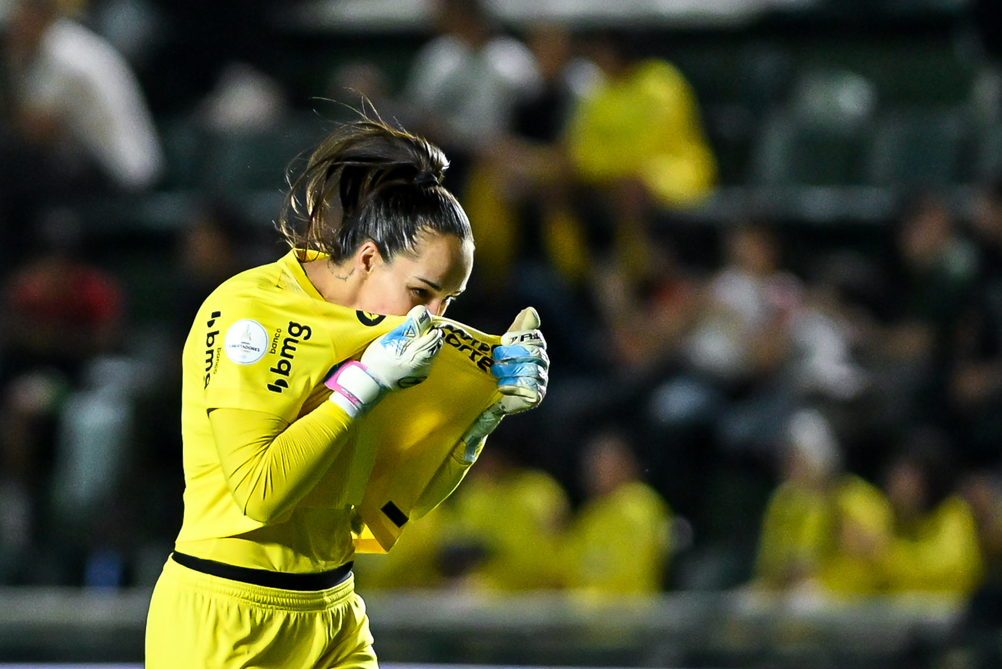 Nicole defende pênalti decisivo, Corinthians vence Ferroviária e vai à final da Libertadores Feminina
