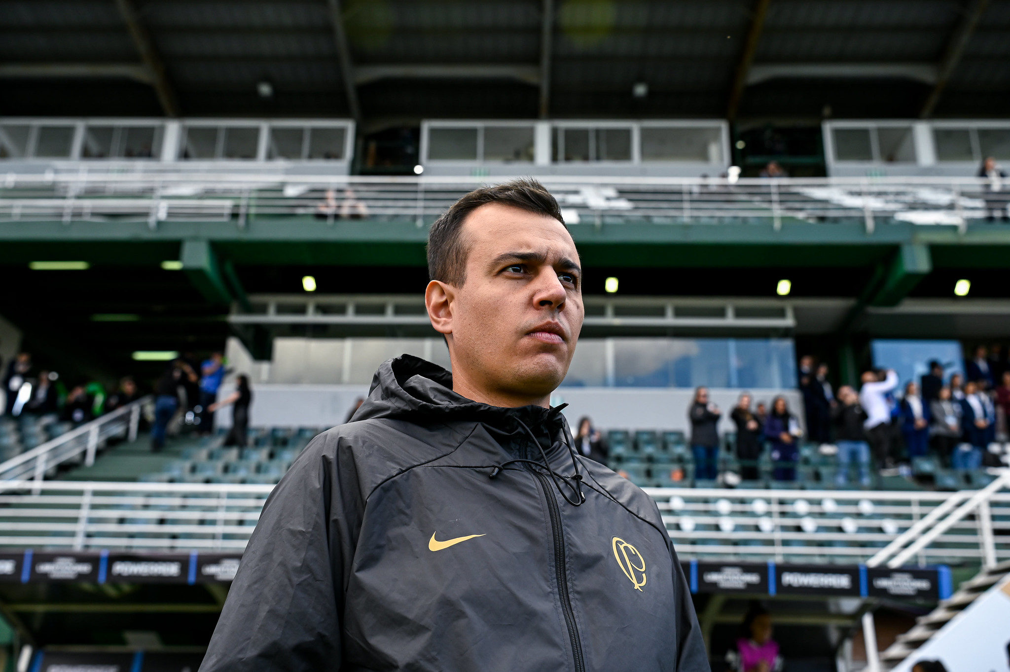 Técnico do Corinthians exalta conquista da Libertadores e opina sobre influência do Mundial em renovações - Central do Timão