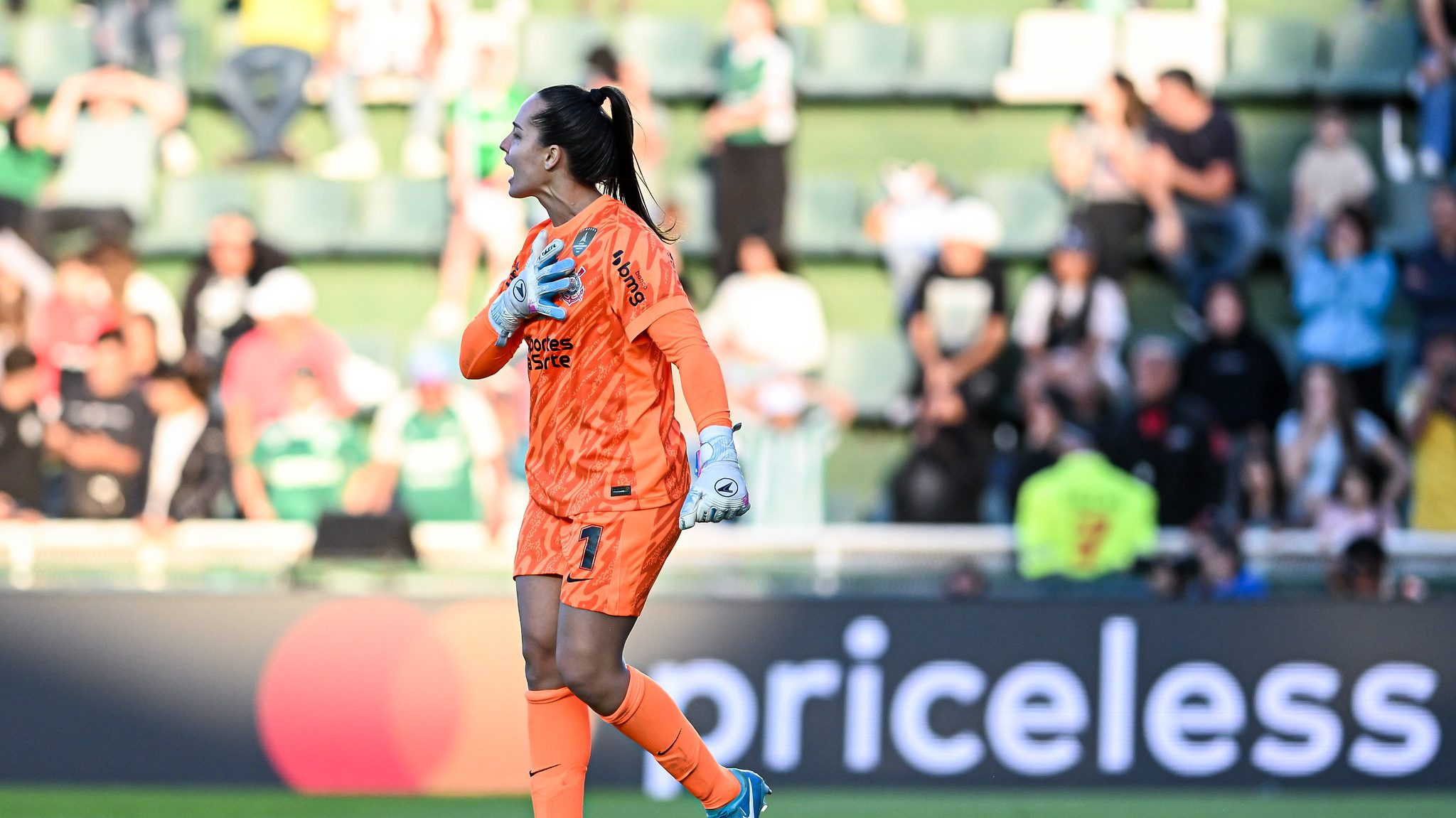 Nicole fala sobre parte mental nos pênaltis e comemora vaga do Corinthians no mundial