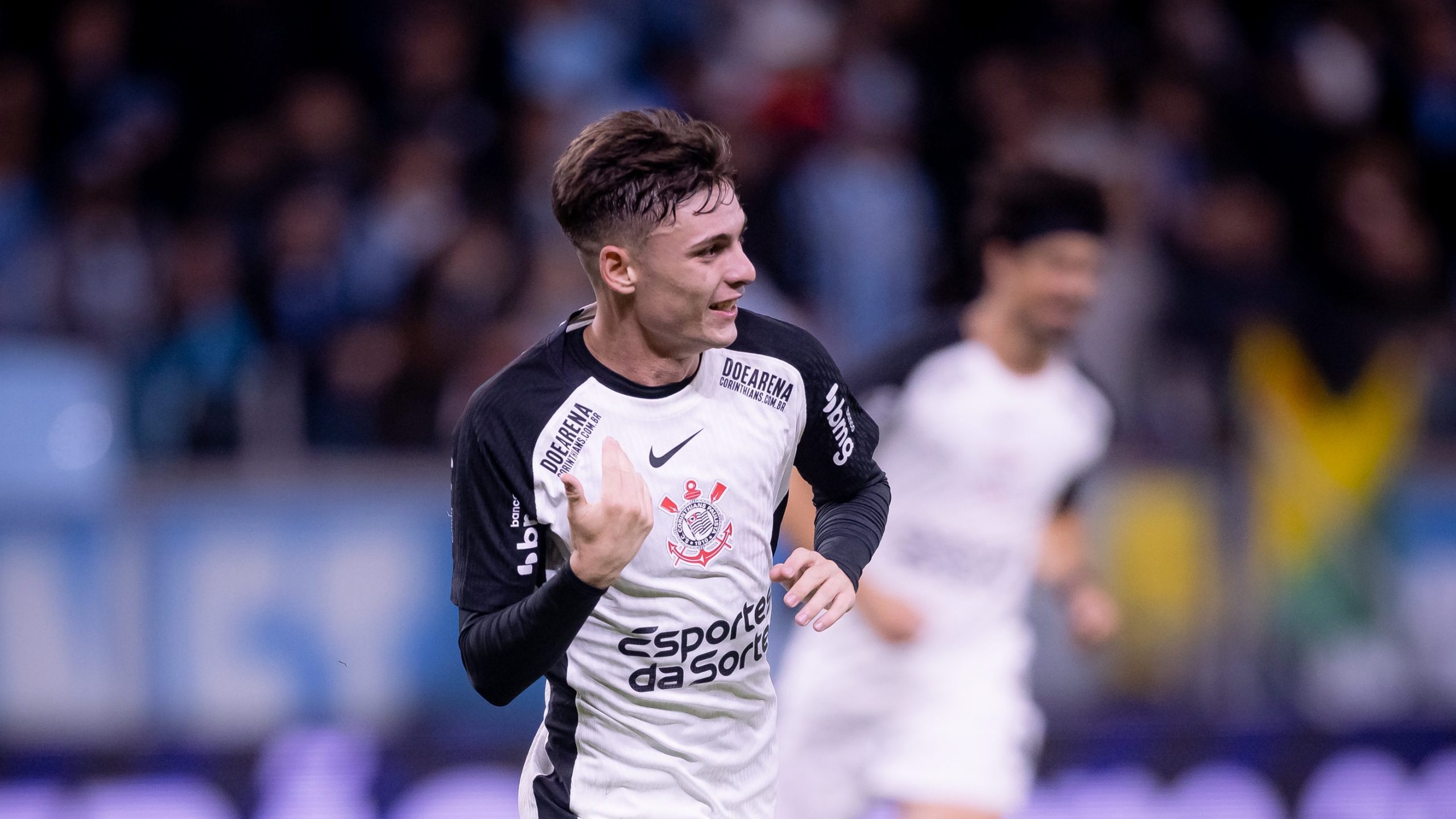 Meia do Corinthians é avaliado como um dos melhores jogadores sub-21 do último ano, diz estudo