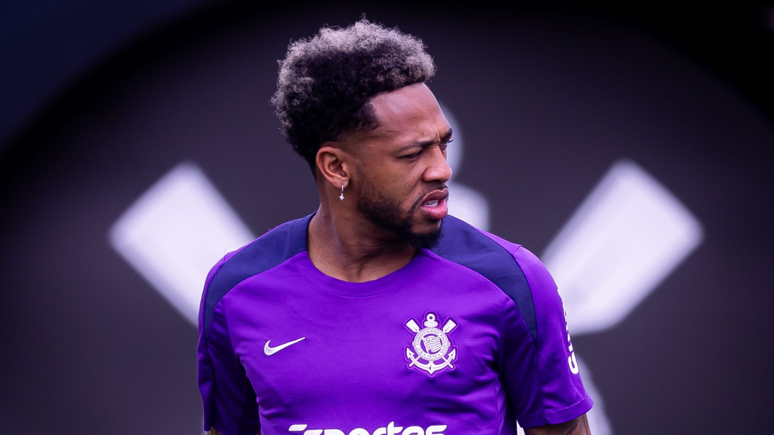 José Martínez se reapresenta ao Corinthians após se ausentar de seis treinamentos
