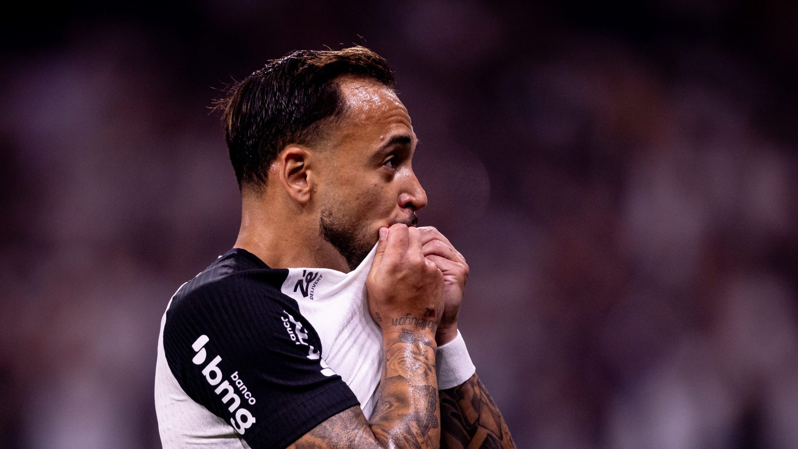 Maycon explica definição do Corinthians para cobrança de pênalti e exalta Yuri Alberto