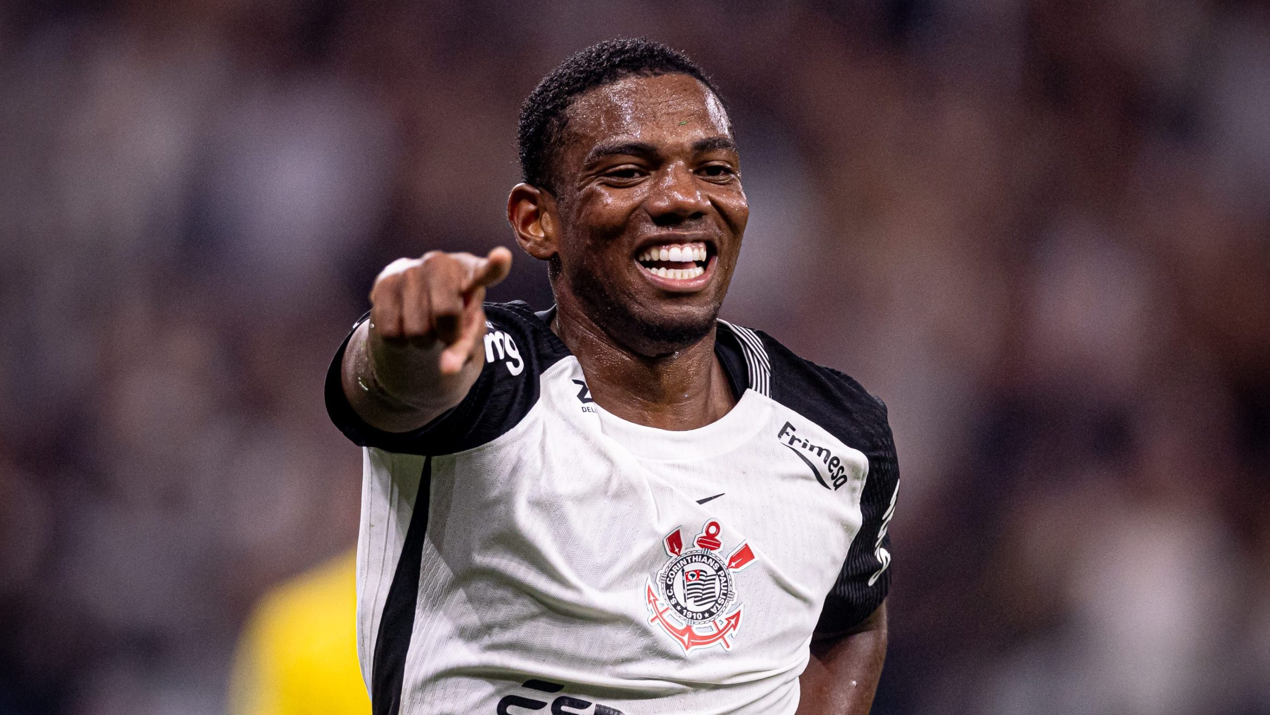 Capitão elogia André após gol marcado e tenta 