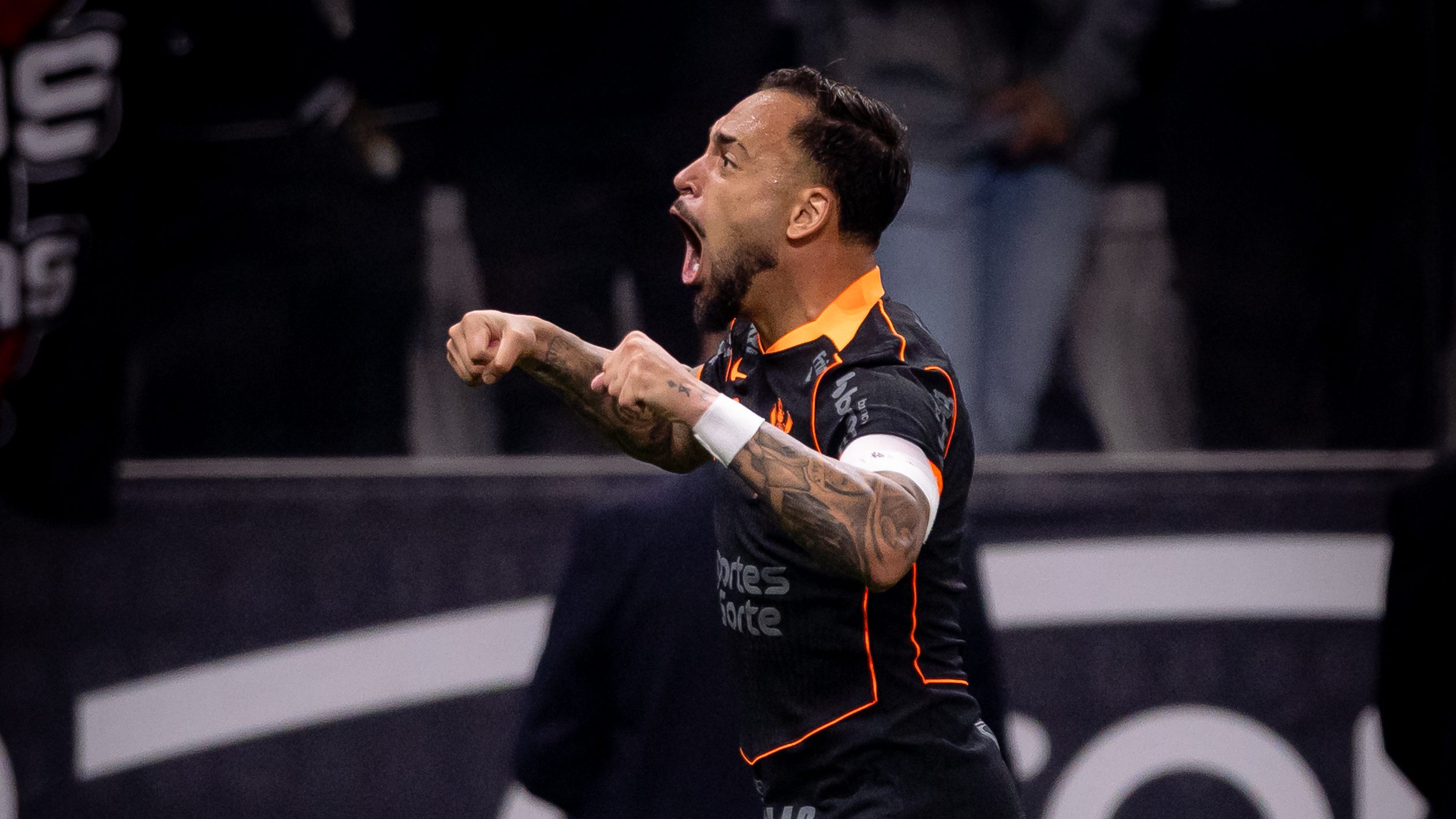 Maycon comemora gol marcado e exalta desempenho do Corinthians em vitória