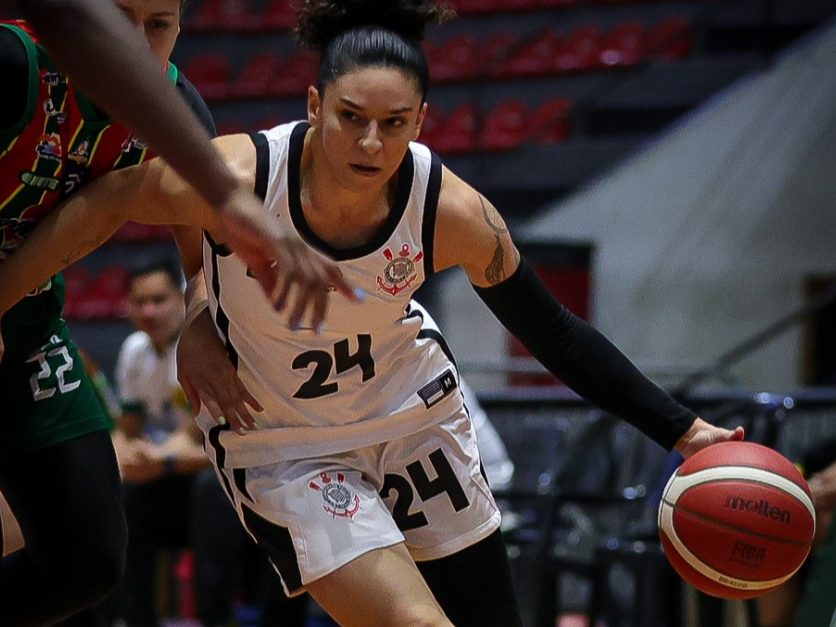 Armadora do Corinthians volta a ser convocada para Seleção Brasileira Feminina de Basquete - Central do Timão