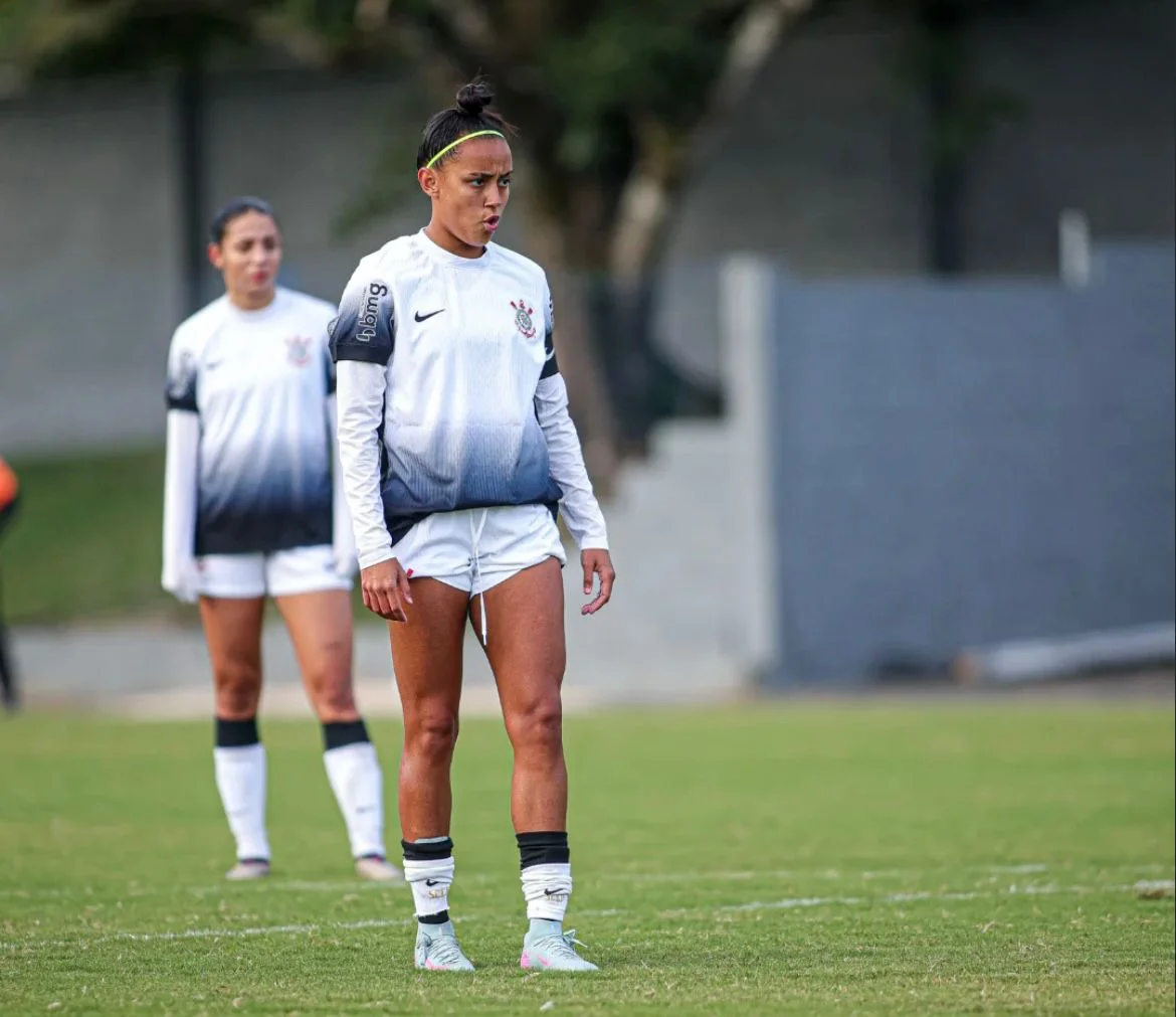 Atacante do Corinthians comenta expectativas para a Copinha Sub-20 Feminina