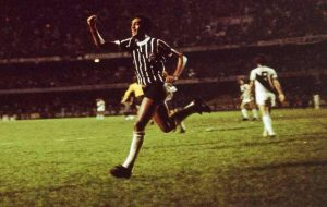 Há 48 anos, Corinthians batia Ponte Preta e quebrava longo tabu com título do Paulistão de 1977