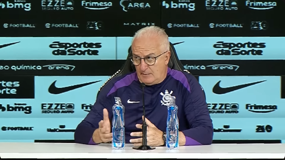 Dorival exalta retorno do trio GYM e explica cautela com Garro e Memphis Depay no Corinthians