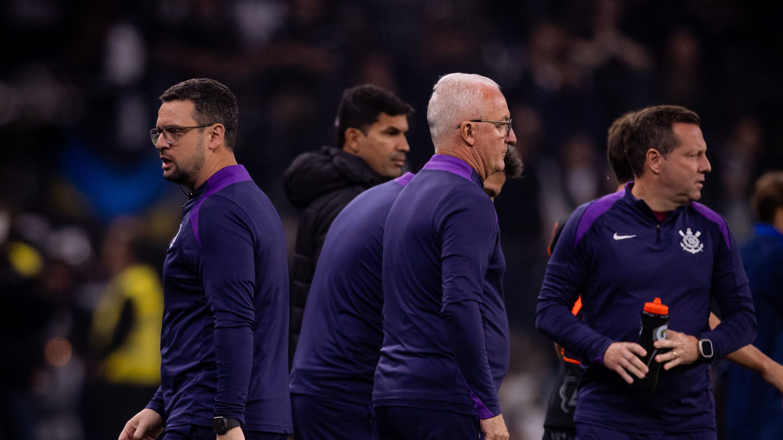 Dorival termina primeiro ano de Corinthians com aproveitamento pouco acima de 50% em Itaquera