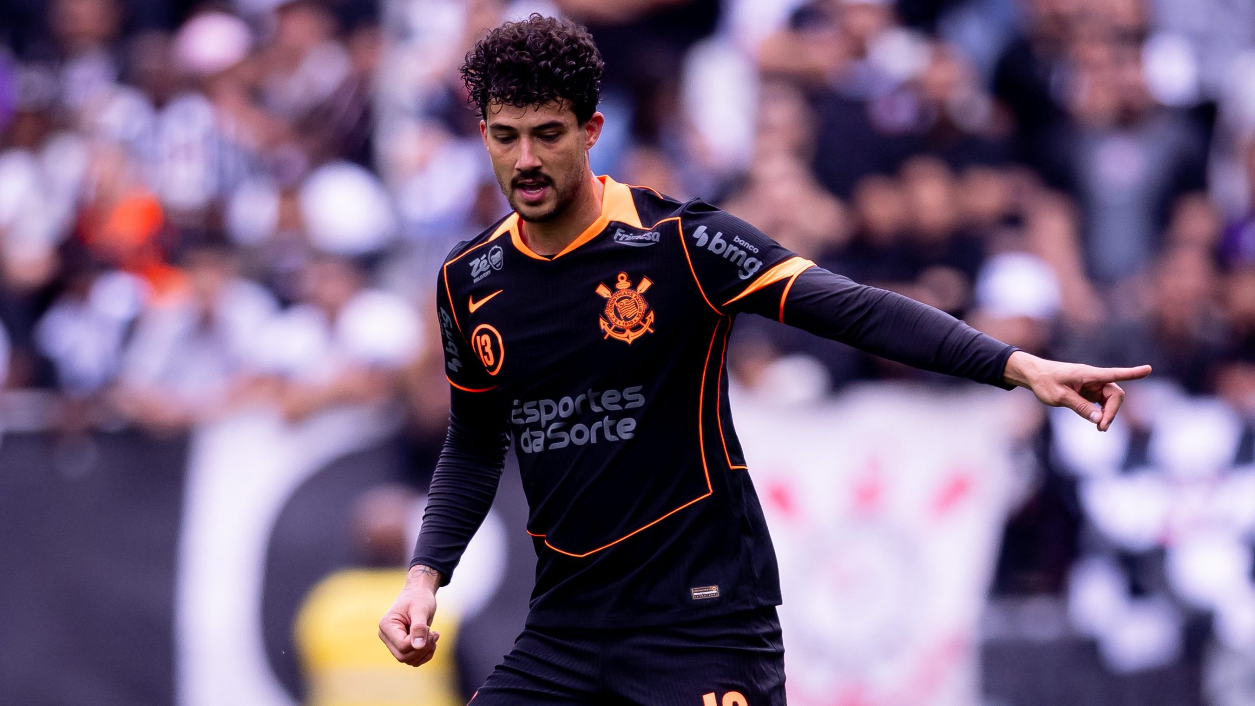 Gustavo Henrique destaca força mental do Corinthians e celebra vaga na final da Copa do Brasil