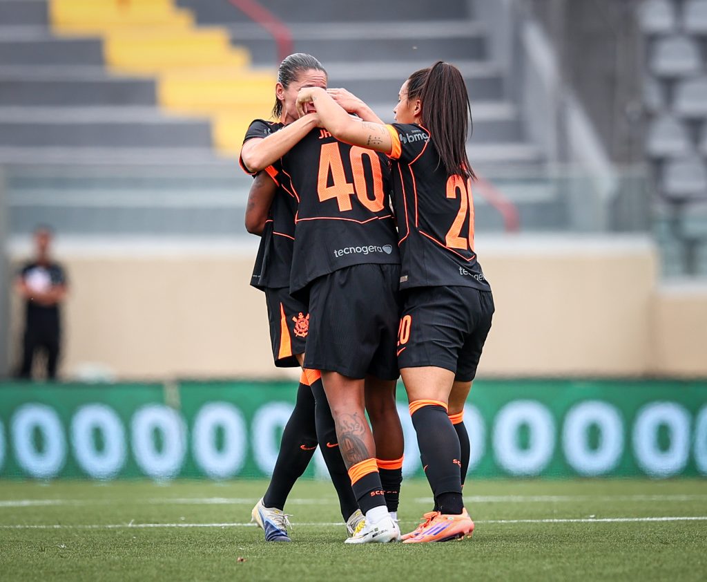 Regulamento da Fifa restringe exposição de patrocinadores do Corinthians na Copa das Campeãs