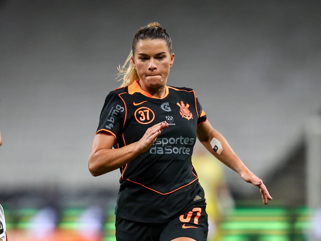 Tamires lamenta vice do Paulista, projeta próxima temporada e explica renovação com Corinthians - Central do Timão