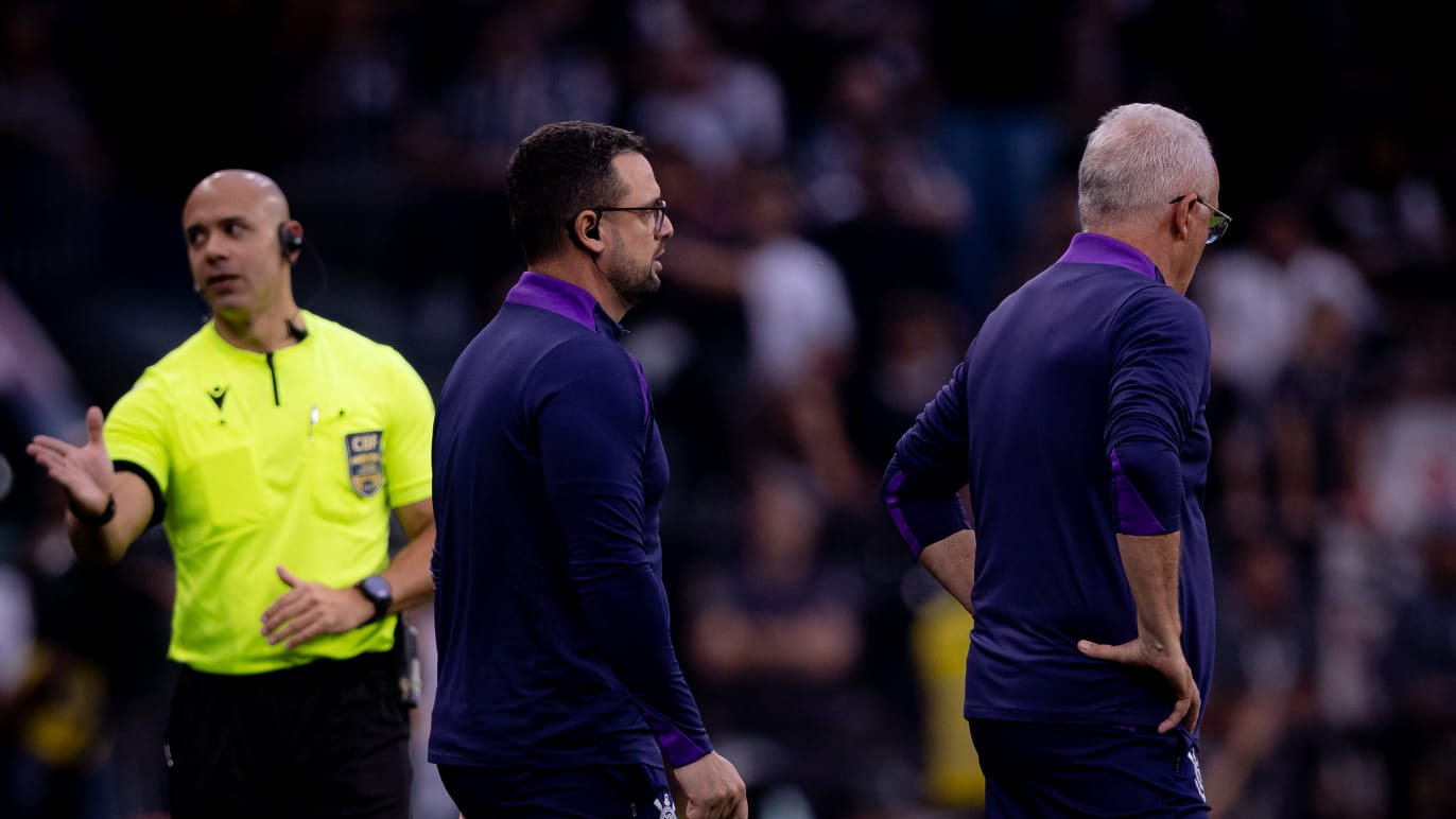Técnico do Corinthians fala sobre Fiel torcida, analisa classificação para final da Copa do Brasil e elogia Fabinho Soldado